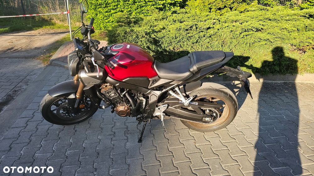 Honda CB - 10