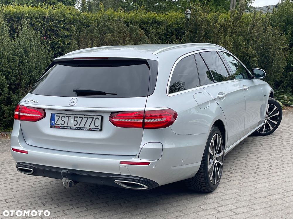 Mercedes-Benz Klasa E 350e 9G-TRONIC Exclusive - 20