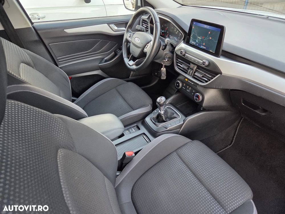 Ford Focus 1.5 EcoBlue Start-Stopp-System COOL&CONNECT - 8