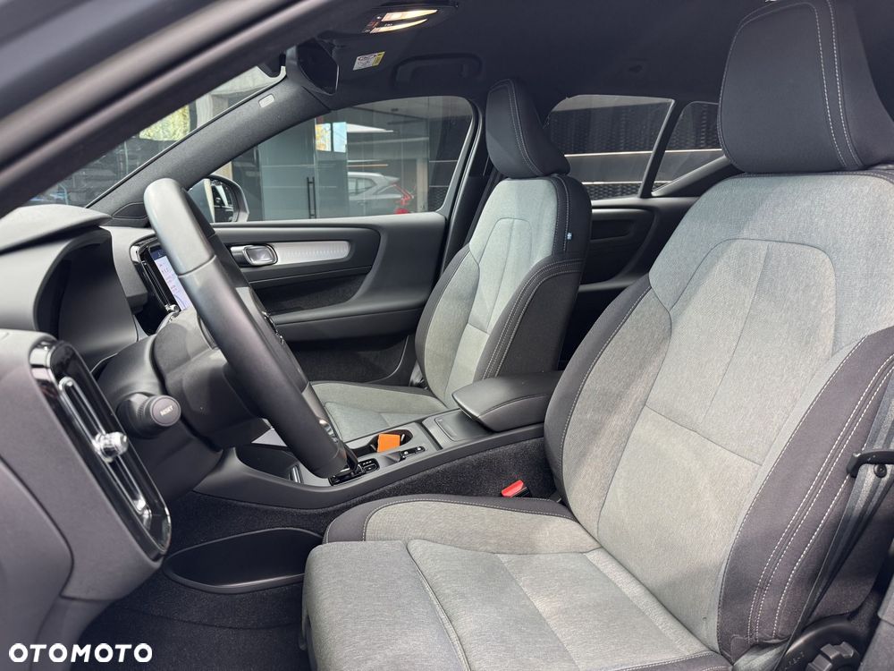 Volvo XC 40 B3 Plus Bright - 12