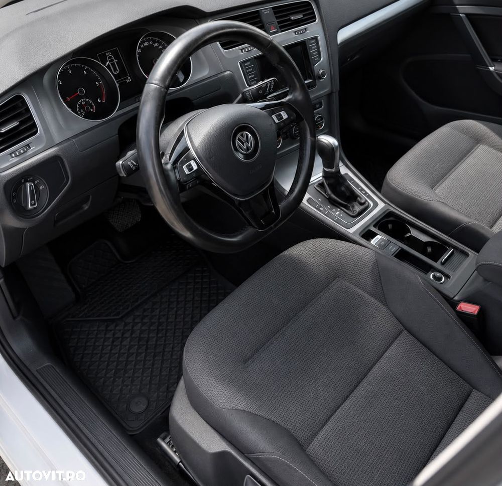 Volkswagen Golf - 7