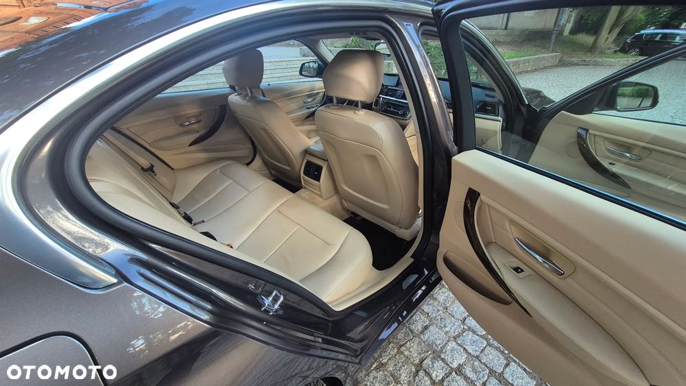 BMW Seria 3 - 20