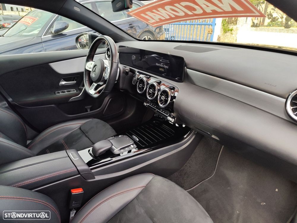 Mercedes-Benz A 250 e AMG Line - 22