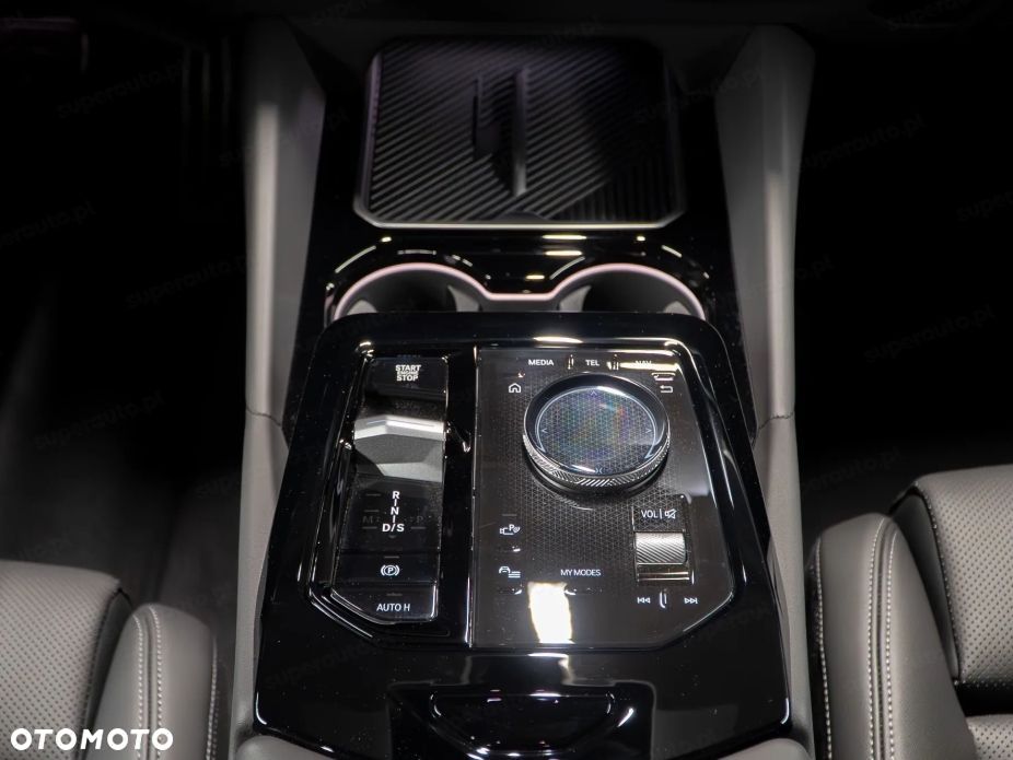 BMW Seria 5 520d xDrive mHEV M Sport - 10