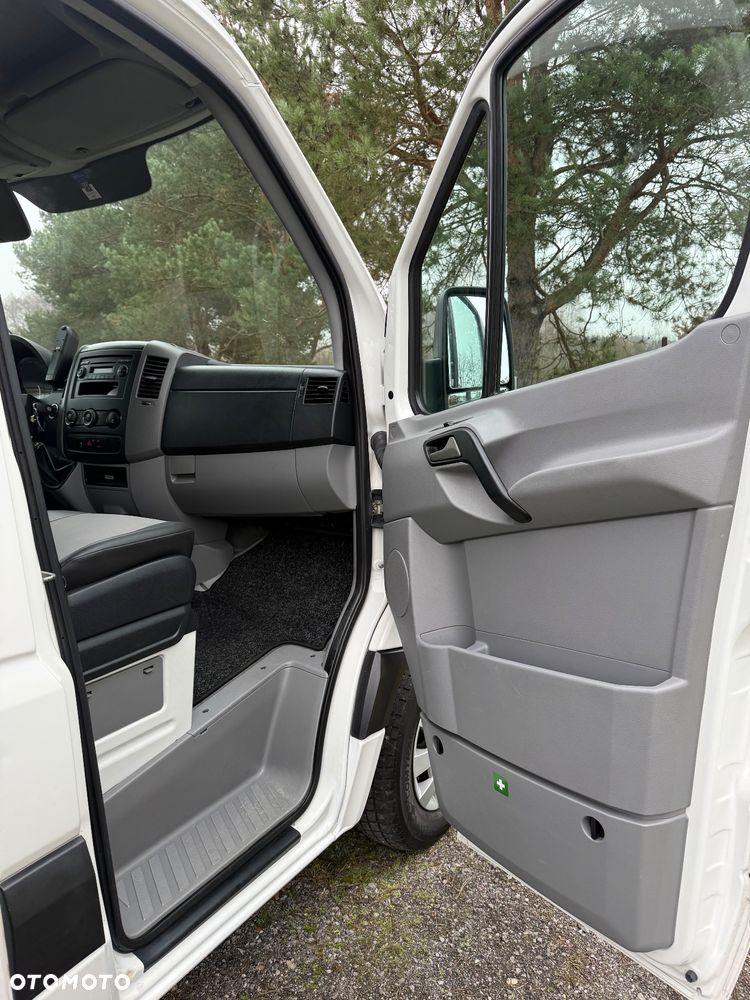 Volkswagen Crafter - 28
