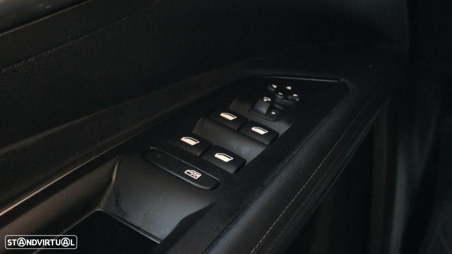 Peugeot 5008 1.2 PureTech Allure Grip Control - 29