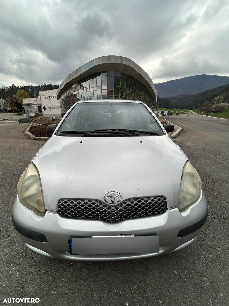 Toyota Yaris - 16