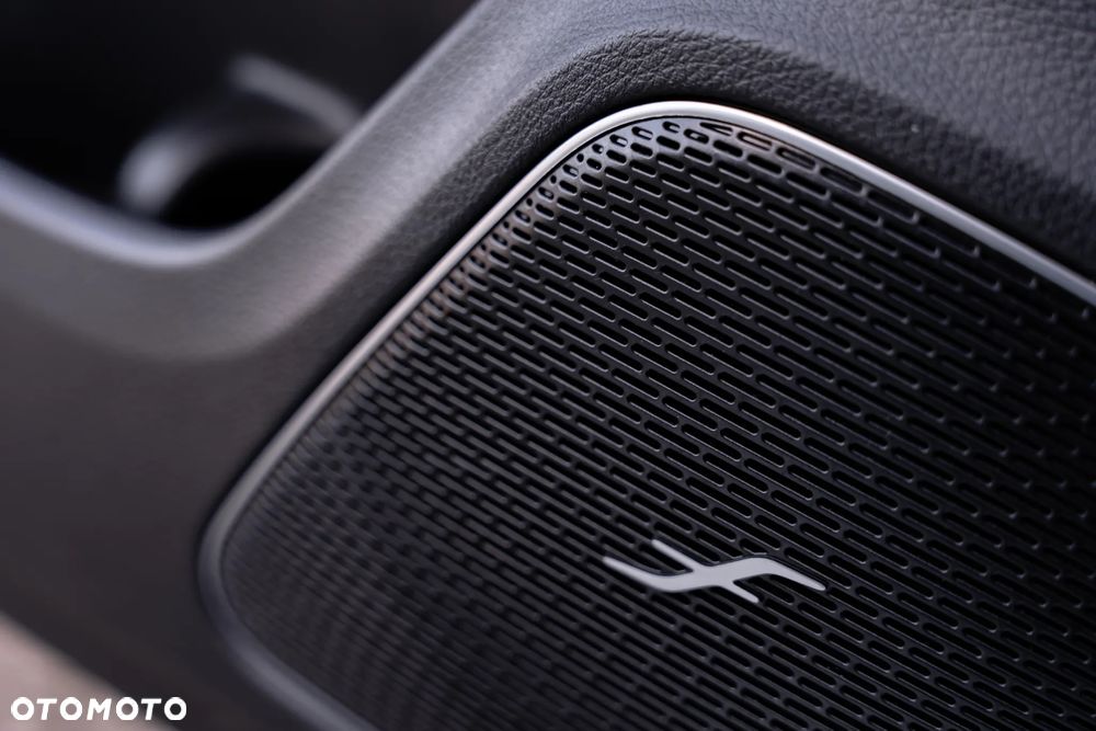 Mercedes-Benz CLA 200 7G-DCT Edition AMG Line - 32