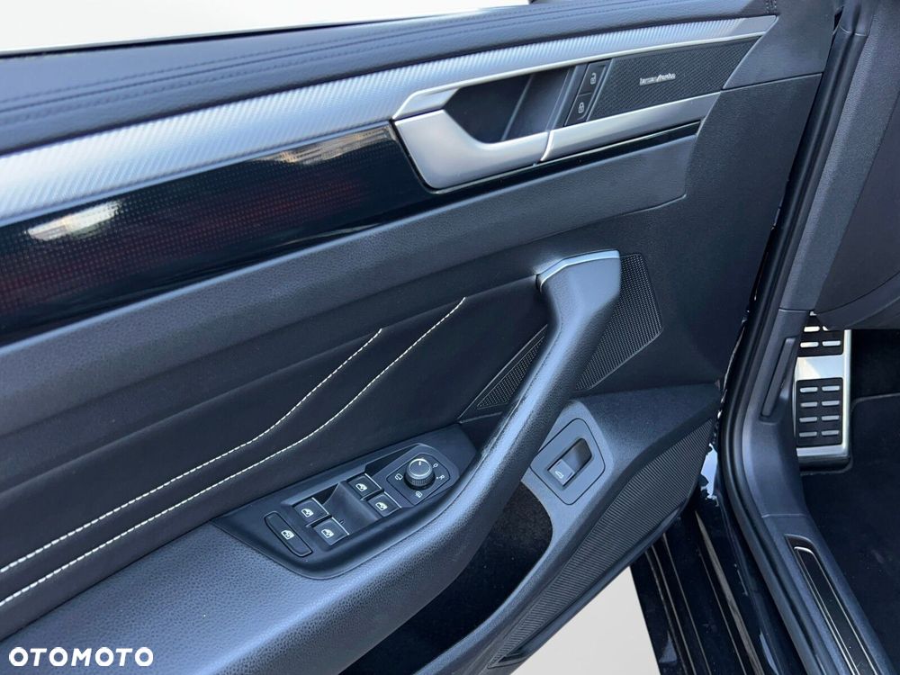 Volkswagen Arteon 2.0 TDI R-Line DSG - 17