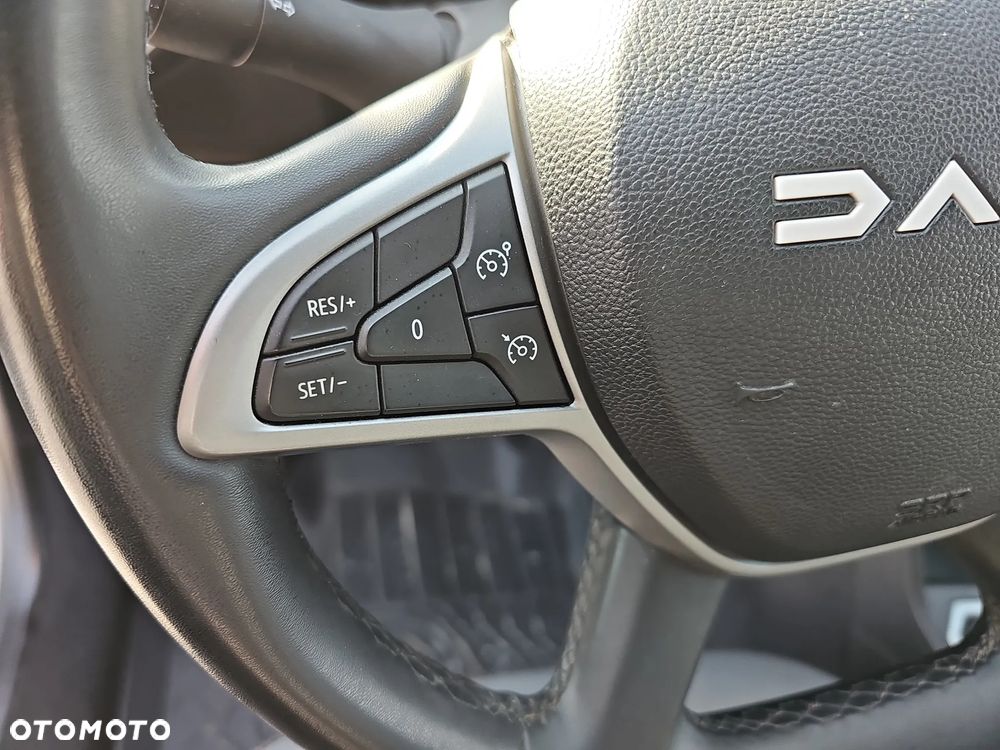 Dacia Jogger 1.0 TCe Extreme 7os - 17