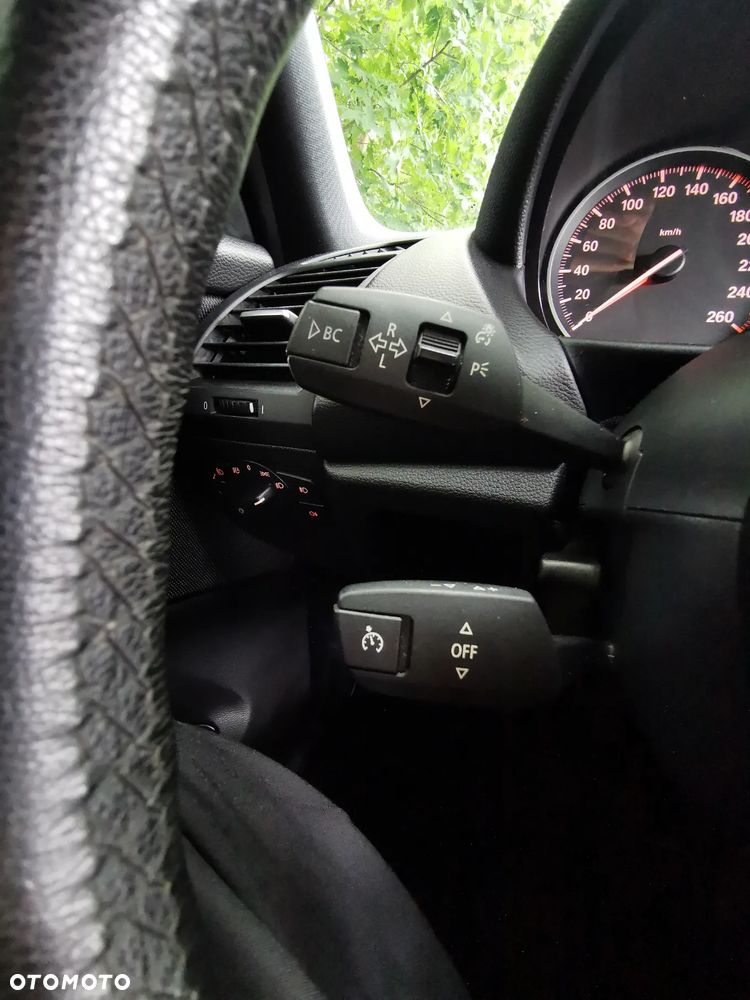 BMW Seria 1 120i Edition Sport - 15