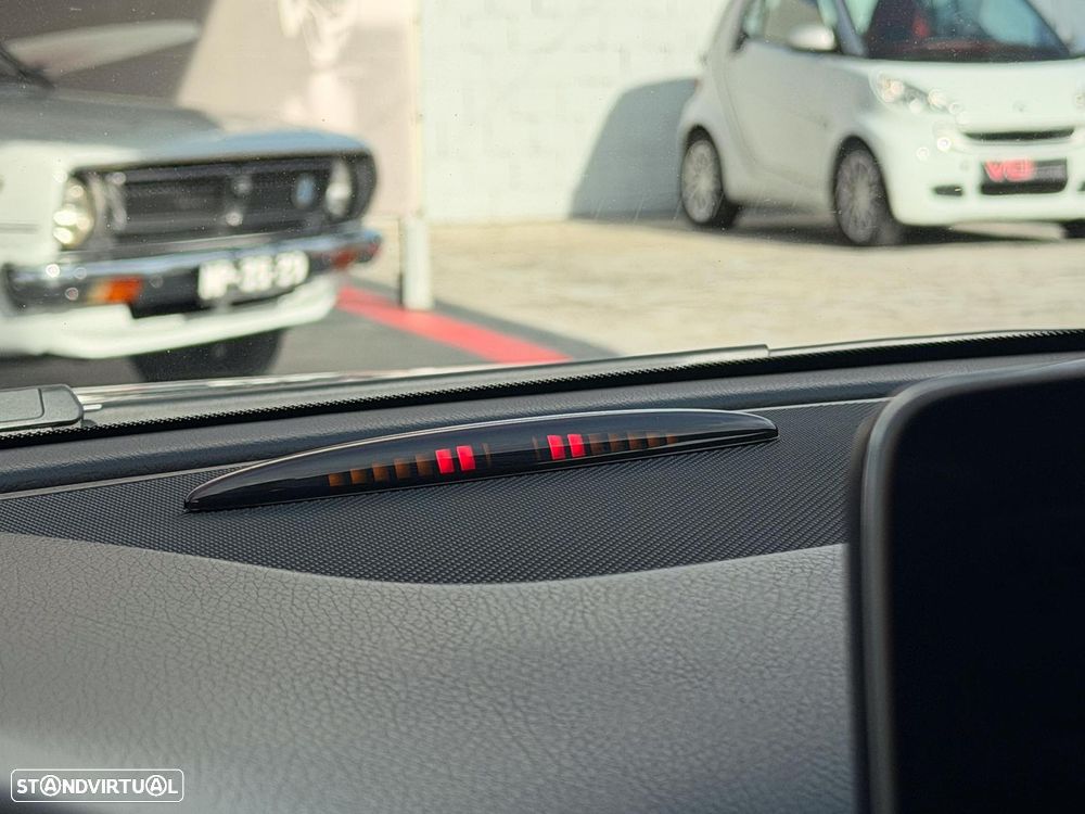 Mercedes-Benz CLA 180 d Shooting Brake AMG Line - 31