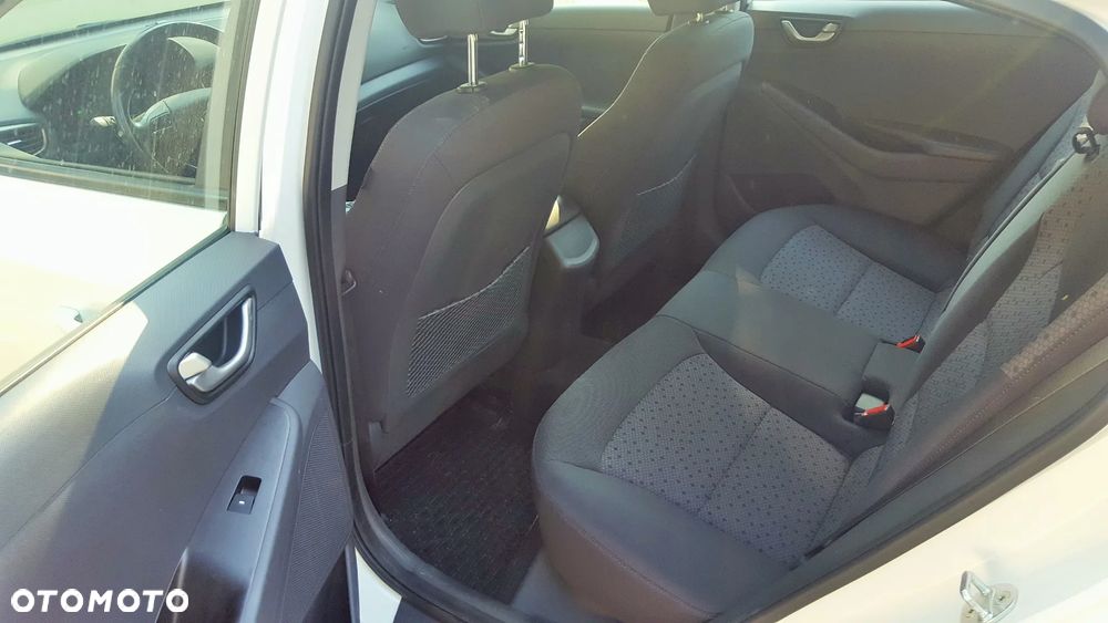 Hyundai IONIQ electric Premium - 17