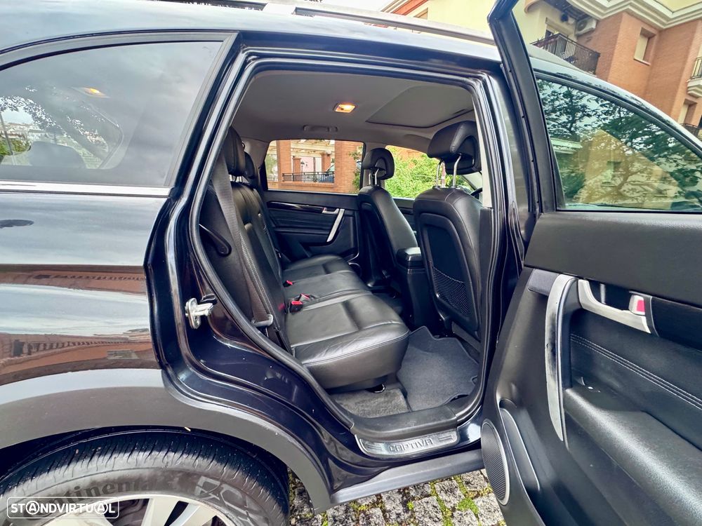 Chevrolet Captiva 2.2 VCDi Seven Xtreme 7L - 23