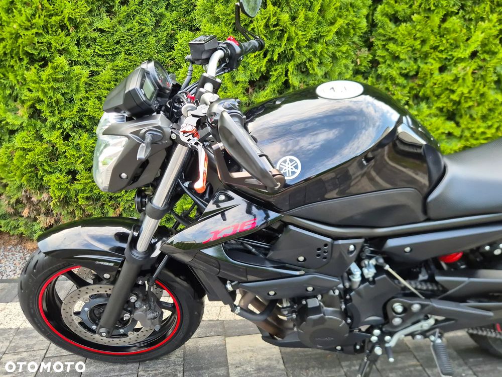 Yamaha XJ - 25