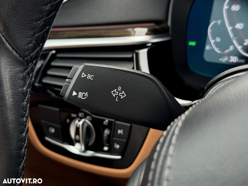 BMW Seria 5 - 36