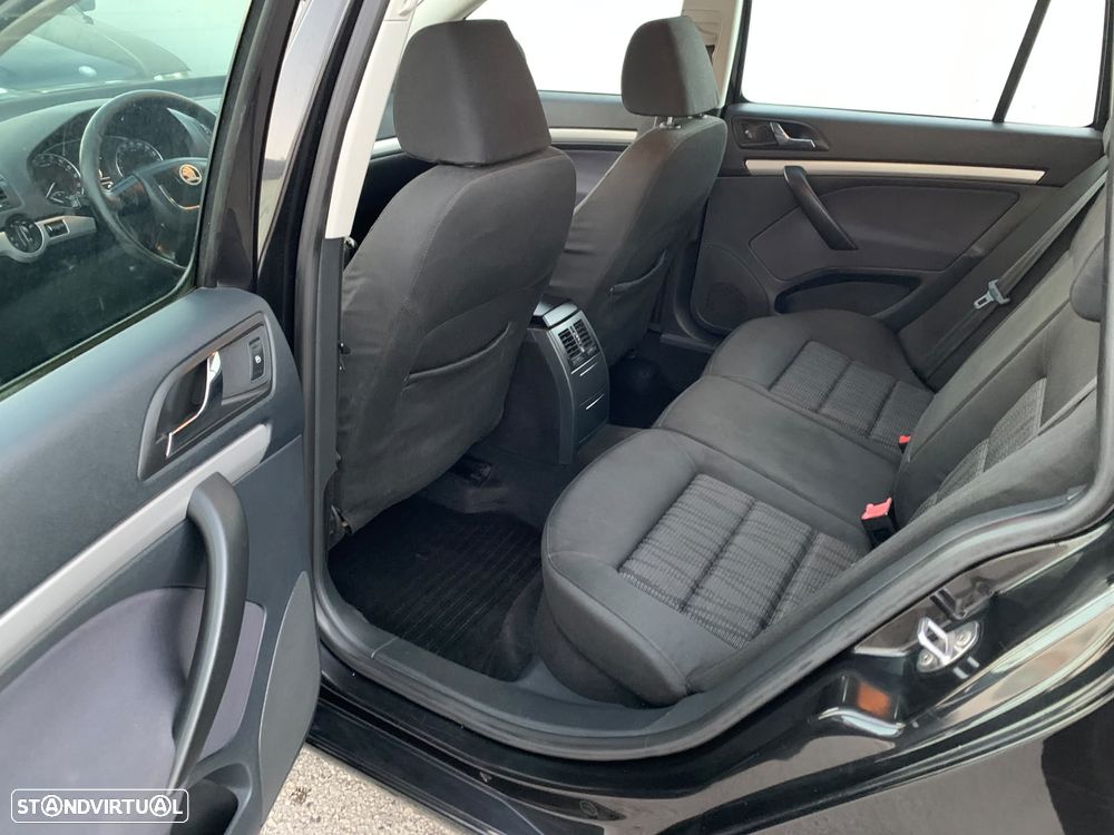 Skoda Octavia Break 1.6 TDi Ambition - 9