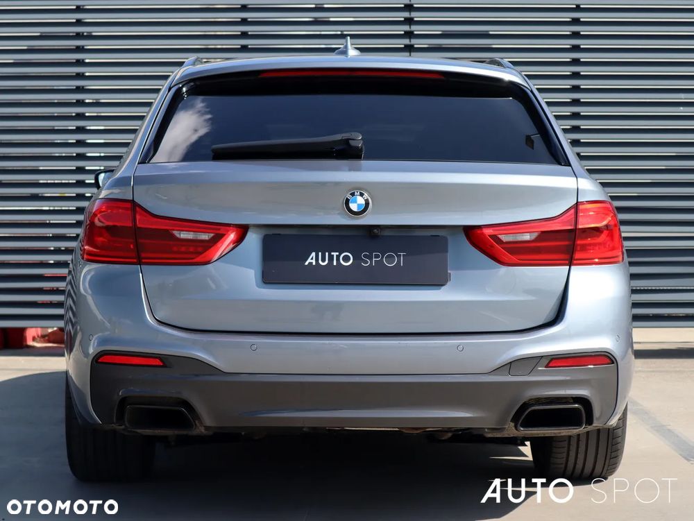 BMW Seria 5 M550d xDrive - 5