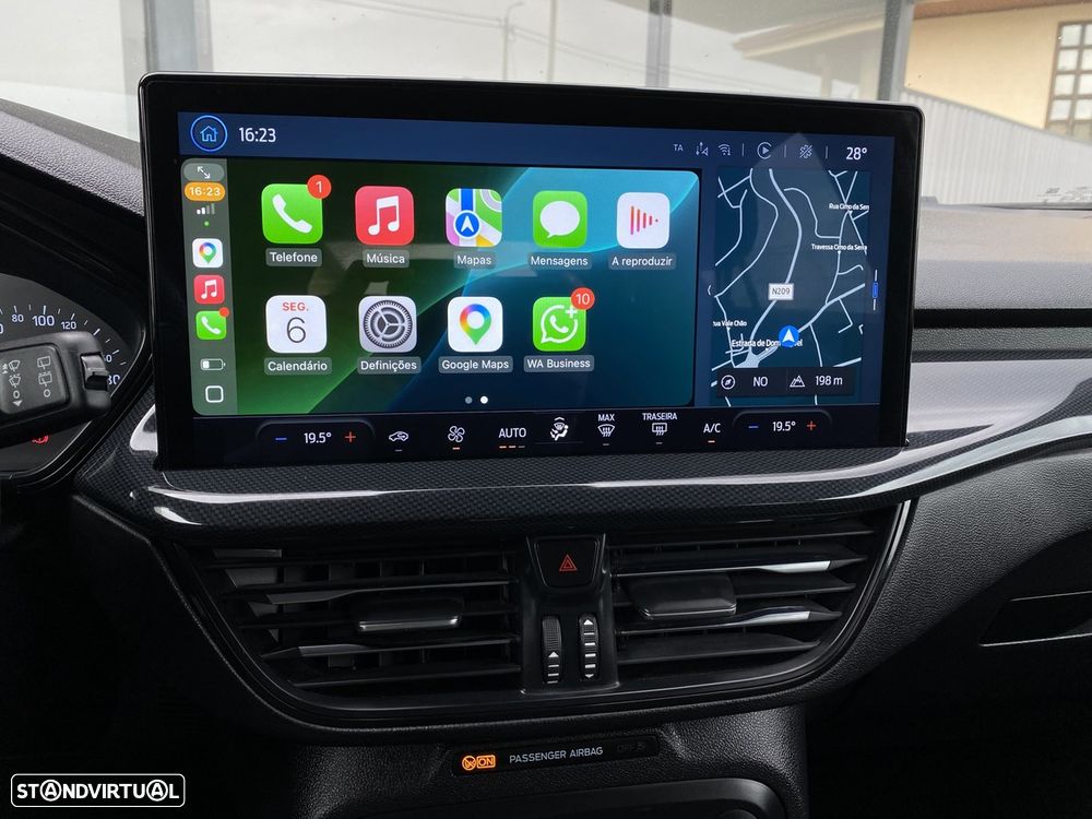 Ford Focus 1.0 EcoBoost MHEV ST-Line - 19