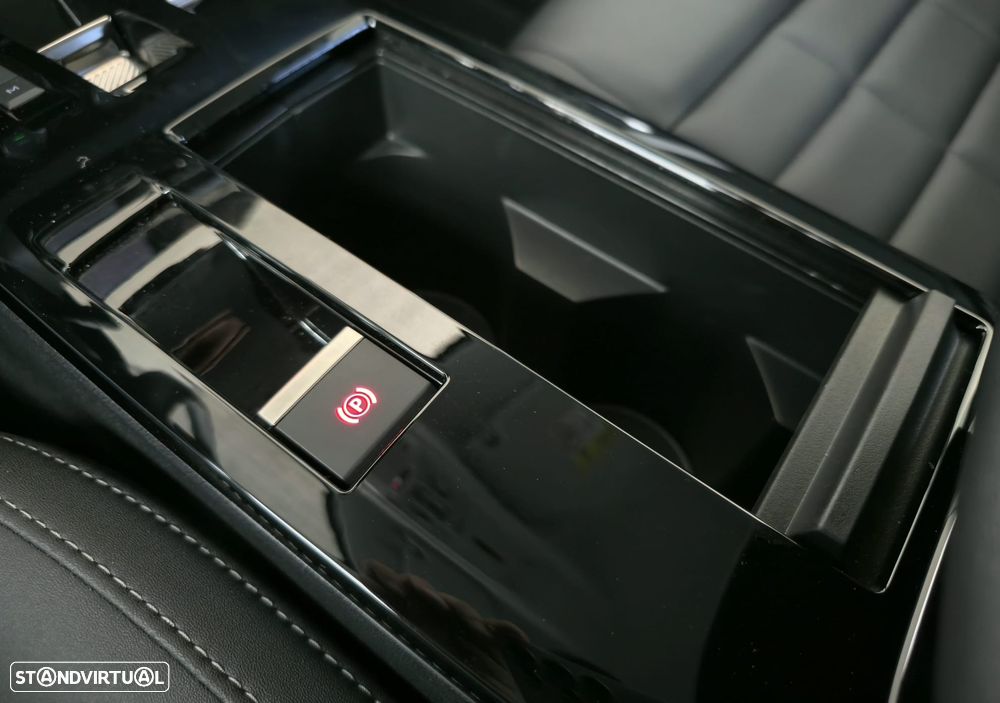 Citroën C4 Hybrid 145 MAX - 16