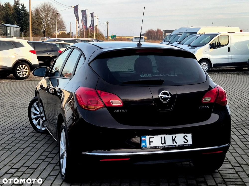 Opel Astra 1.4 Turbo 150 Jahre - 22