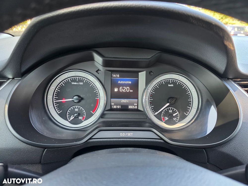 Skoda Octavia 1.6 TDI Style - 11