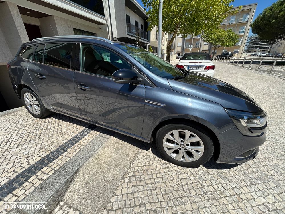 Renault Mégane Sport Tourer 1.5 Blue dCi Limited - 4
