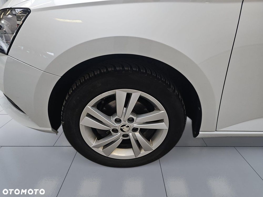 Skoda Fabia 1.0 TSI Ambition - 34