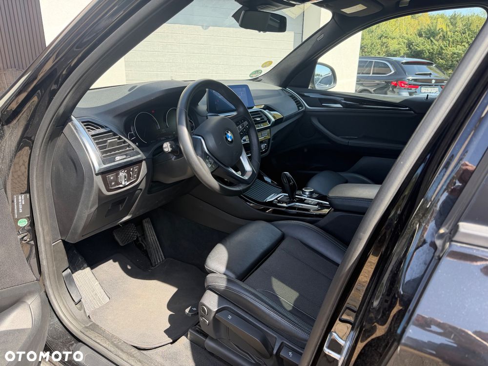 BMW X3 xDrive20d - 9
