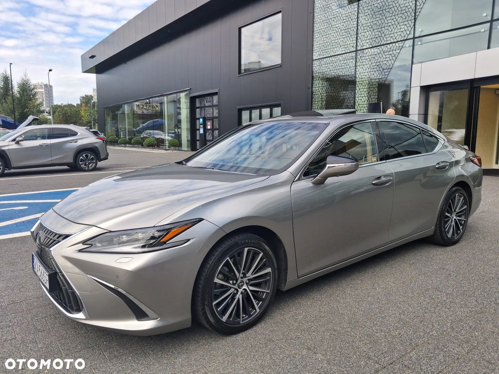 Lexus ES 300h Prestige - 2