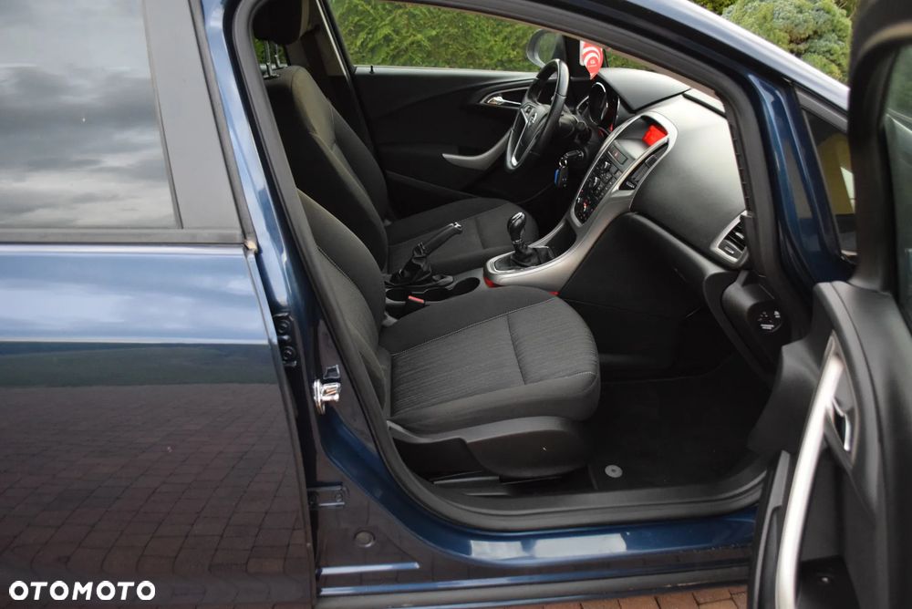 Opel Astra 1.4 Turbo Innovation - 15