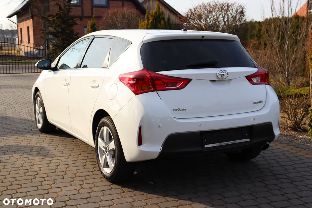 Toyota Auris - 7