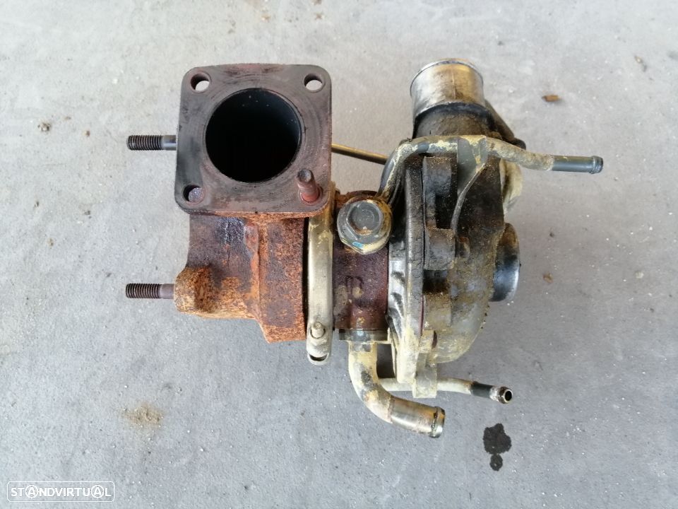 Turbo usado em bom estado Mazda b2500 e Ford ranger - 2