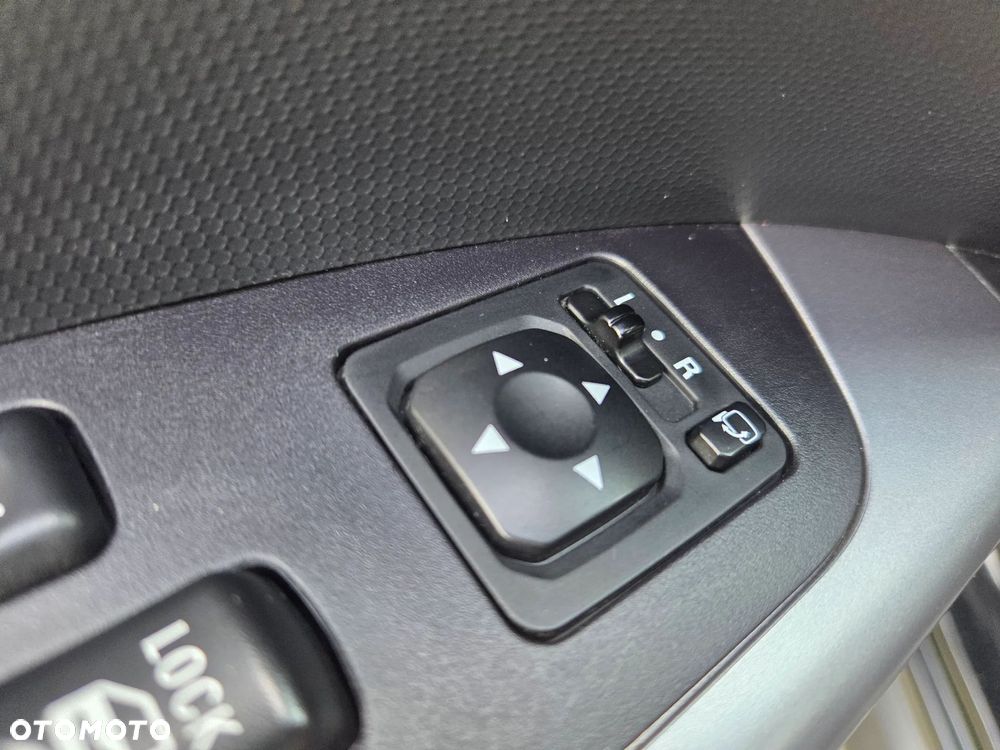 Mitsubishi Outlander - 14