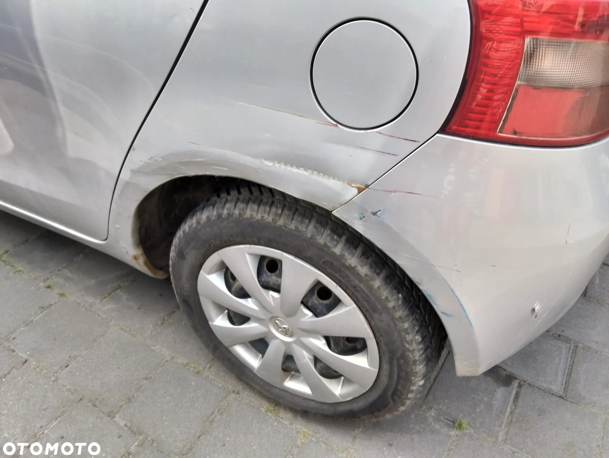 Toyota Yaris 1.3 Luna A/C - 4