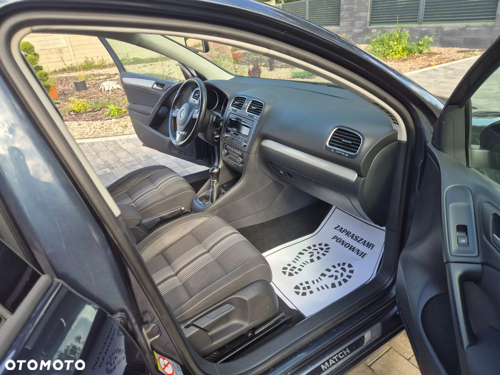 Volkswagen Golf - 29