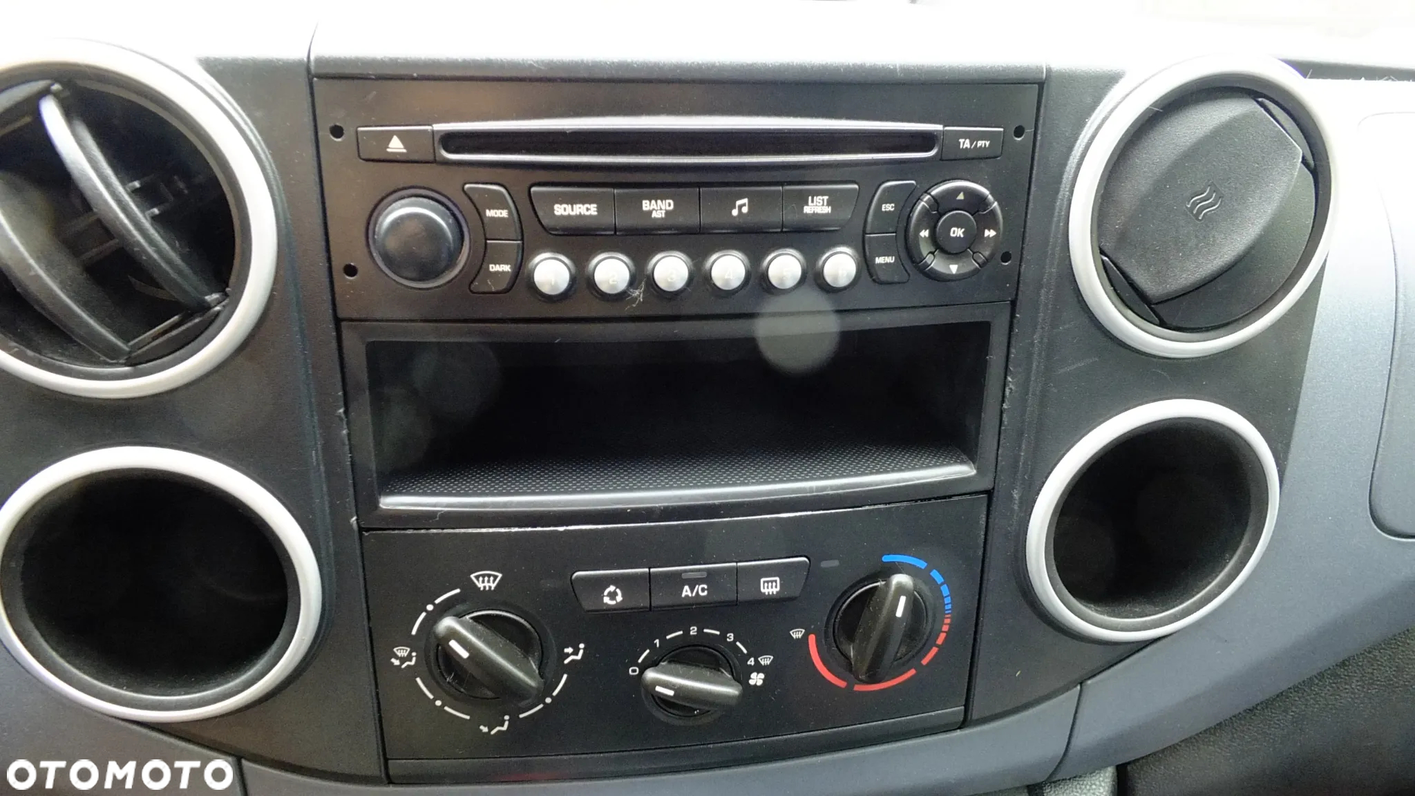Peugeot Partner 1.6 HDi Active - 21