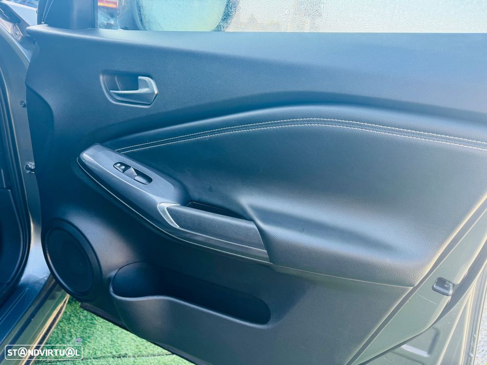 Nissan Juke 1.0 DIG-T N-Connecta DCT - 25