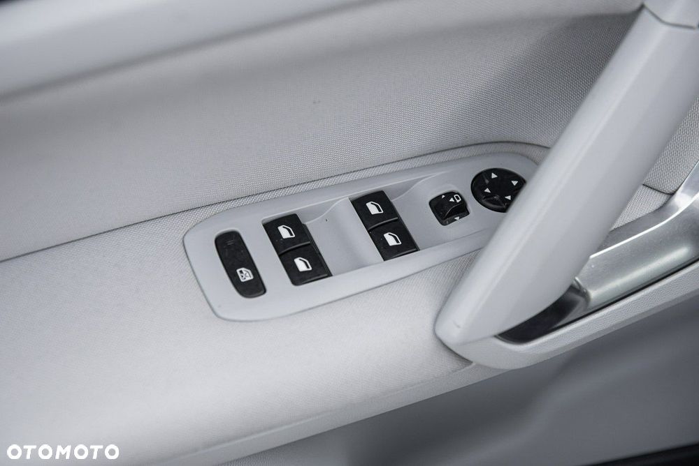 Peugeot 308 BlueHDi FAP 120 Stop&Start GT-Line Edition - 24