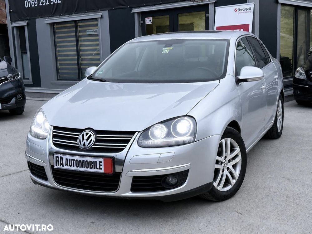 Volkswagen Jetta 2.0 TDI DPF Highline - 2