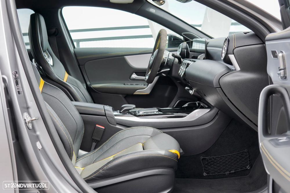 Mercedes-Benz A 45 AMG S 4Matic+ - 22