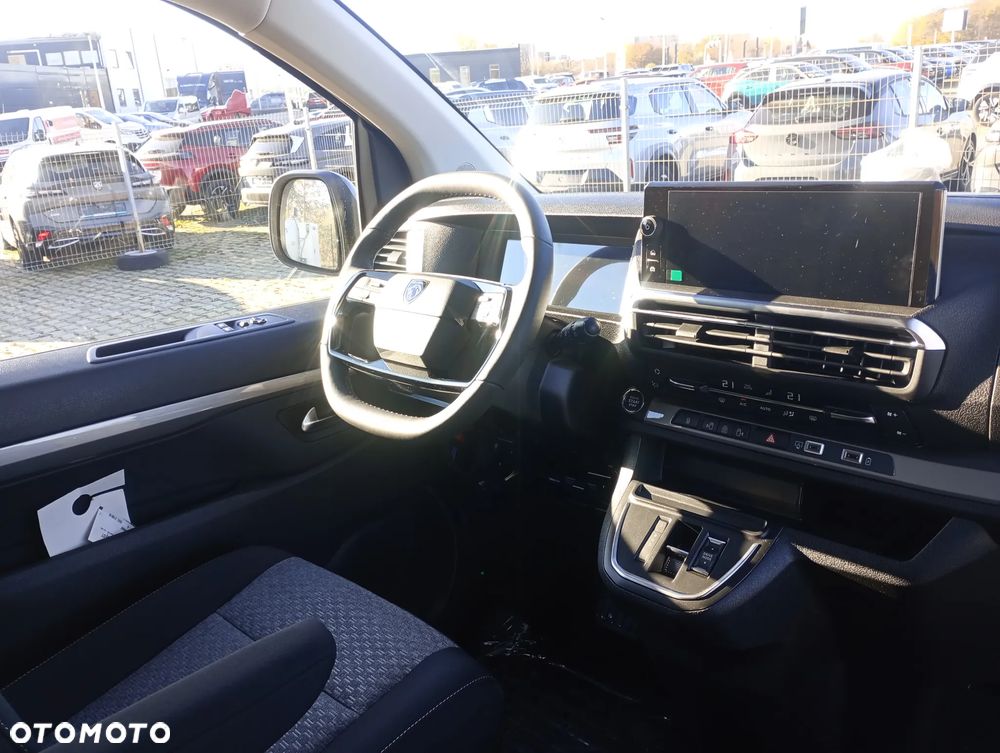 Peugeot Traveller 2.0 BlueHDi Long Business EAT8 - 12