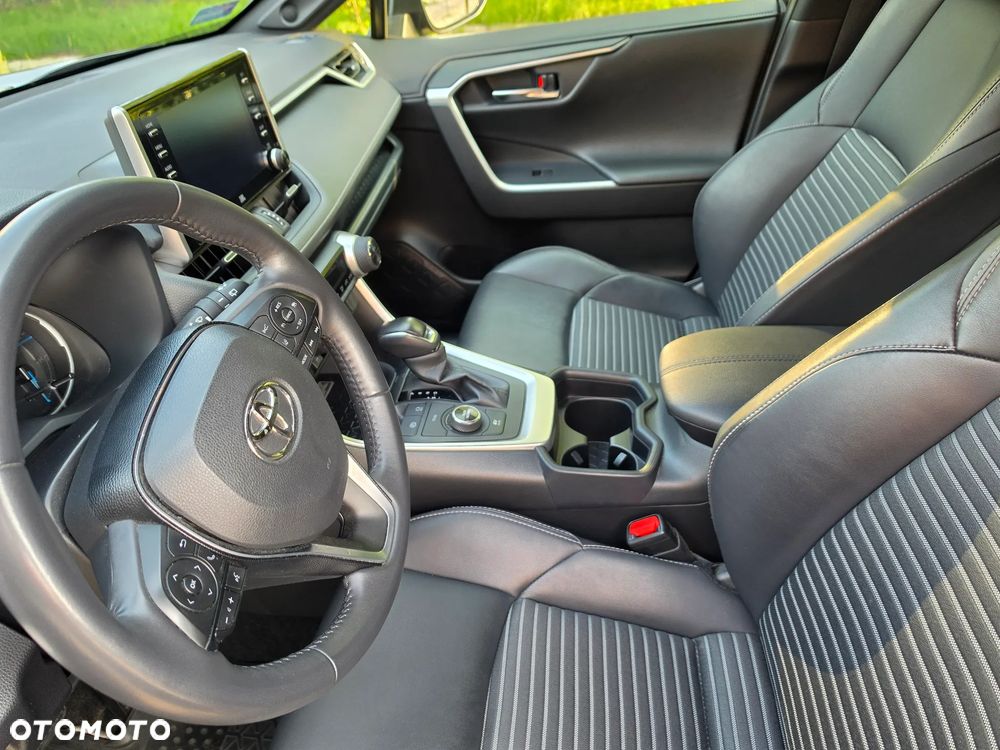 Toyota RAV4 2.5 Hybrid Black Edition by JBL 4x4 - 27