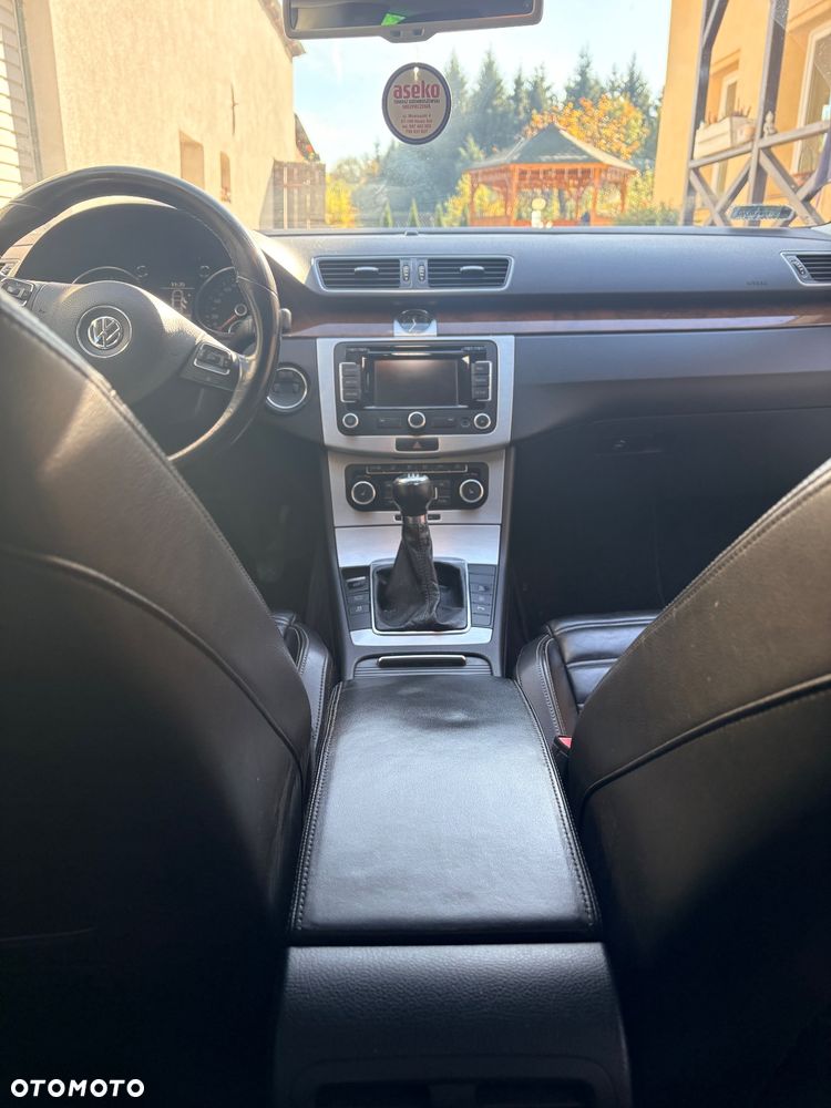 Volkswagen Passat CC 2.0 TDI DPF - 11