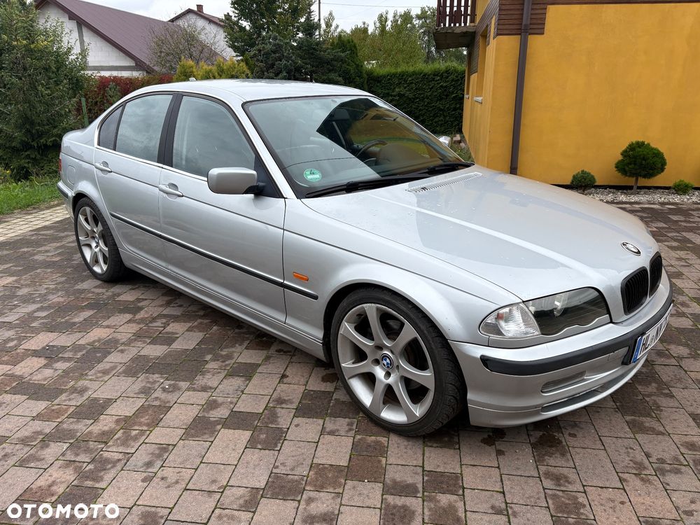 BMW Seria 3 328i - 10
