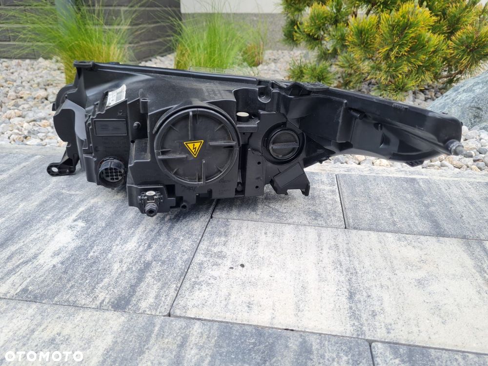 RANGE ROVER SPORT L494 Kompletne Lampy przód Bi-Xenon Dynamic Led HK62-13W030-HA DK62-13W029-HG Skrętne AFS - 13