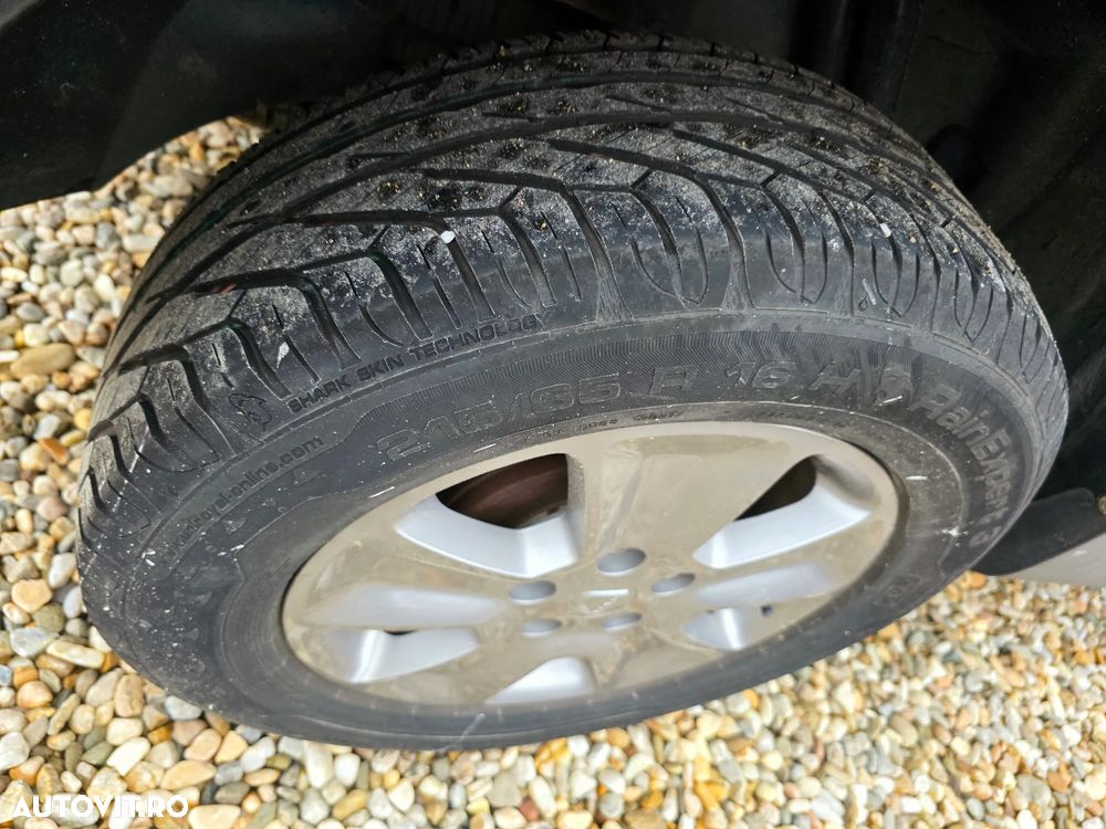 Dacia Duster dCi 110 FAP 4x2 Prestige - 25