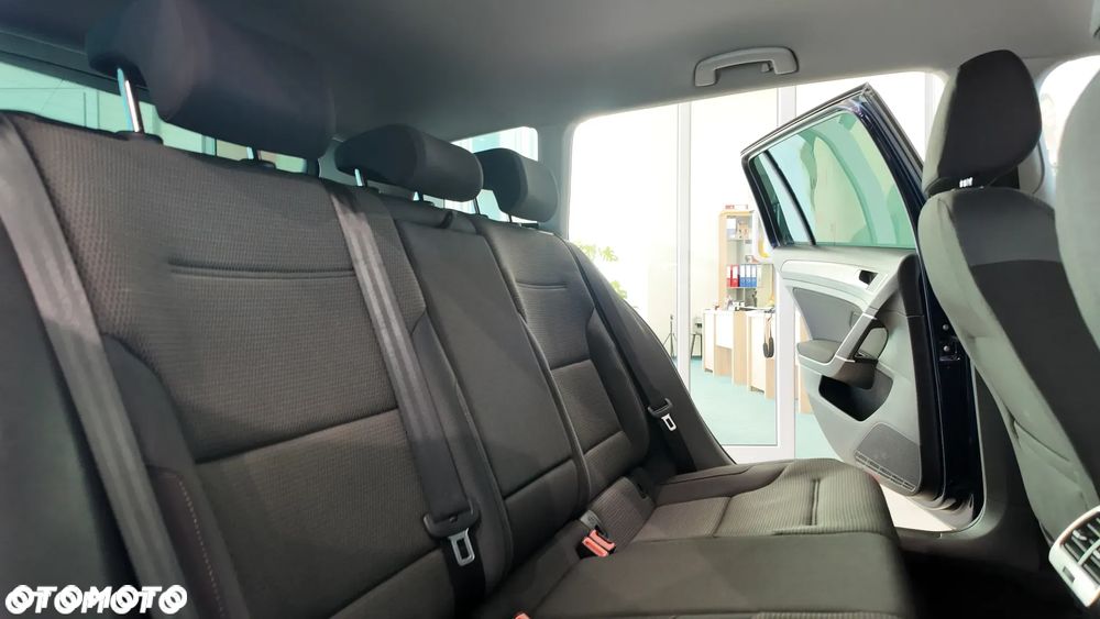 Volkswagen Golf 2.0 BlueTDI Comfortline - 35