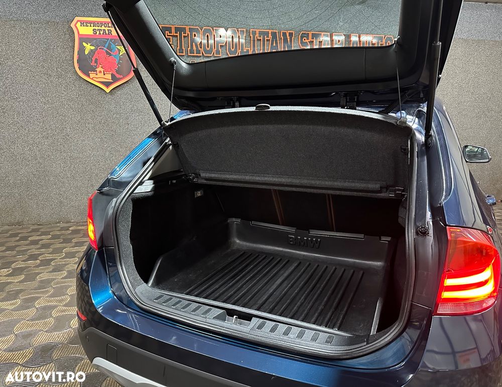 BMW X1 xDrive18d Aut. Sport Line - 8