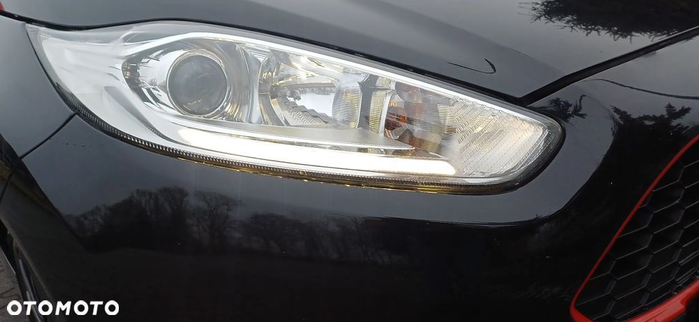 Ford Fiesta 1.0 EcoBoost S&S ST-LINE Red - 20